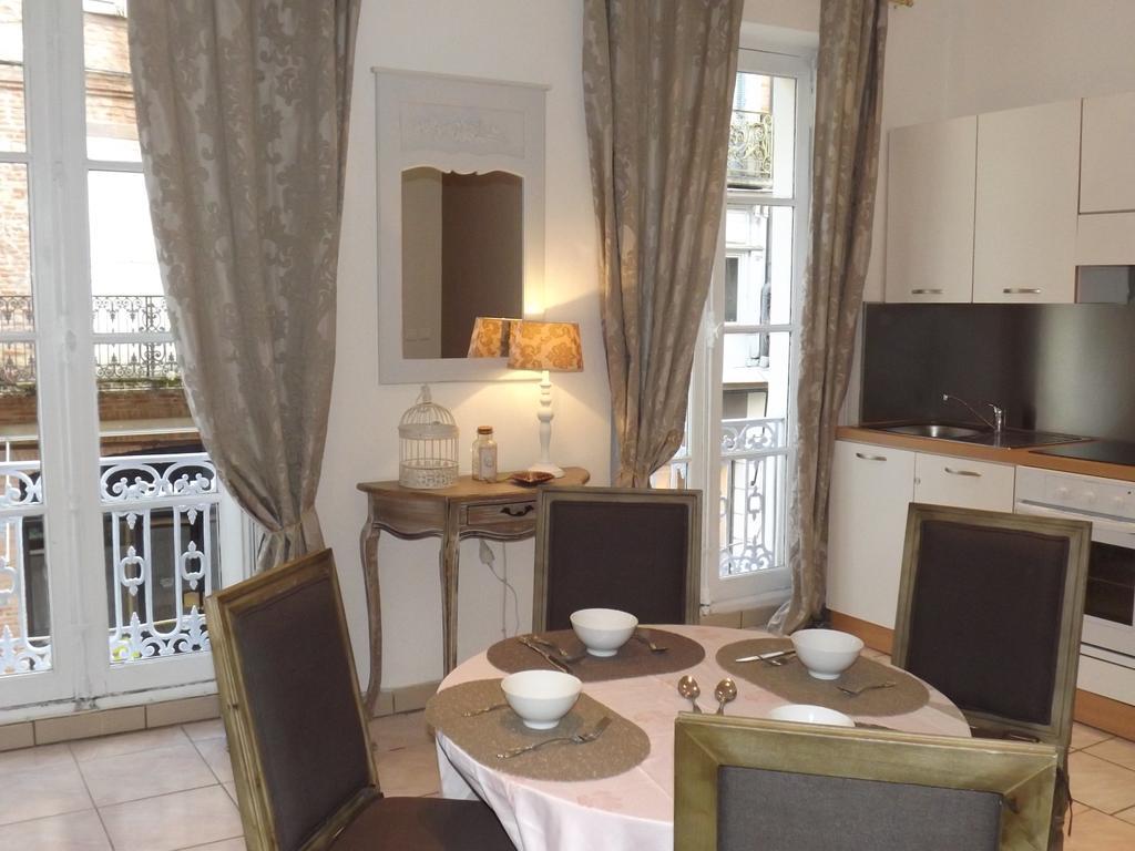 Le Logis De La Cathedrale Apartment Albi Room photo